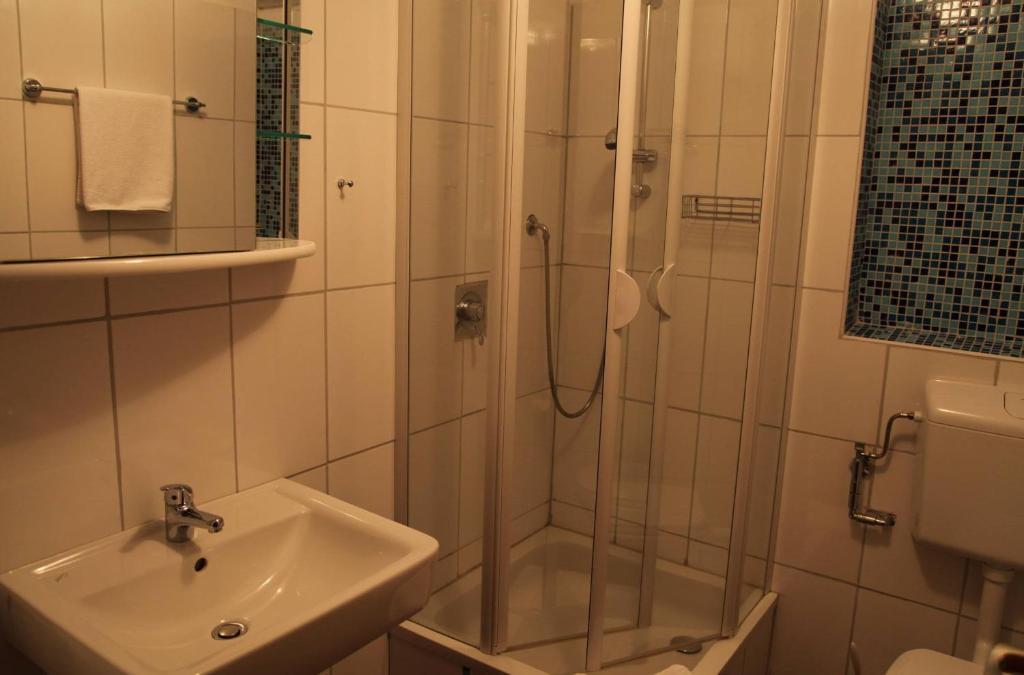 Appartementhaus Vierjahreszeiten Willingen  Habitación foto
